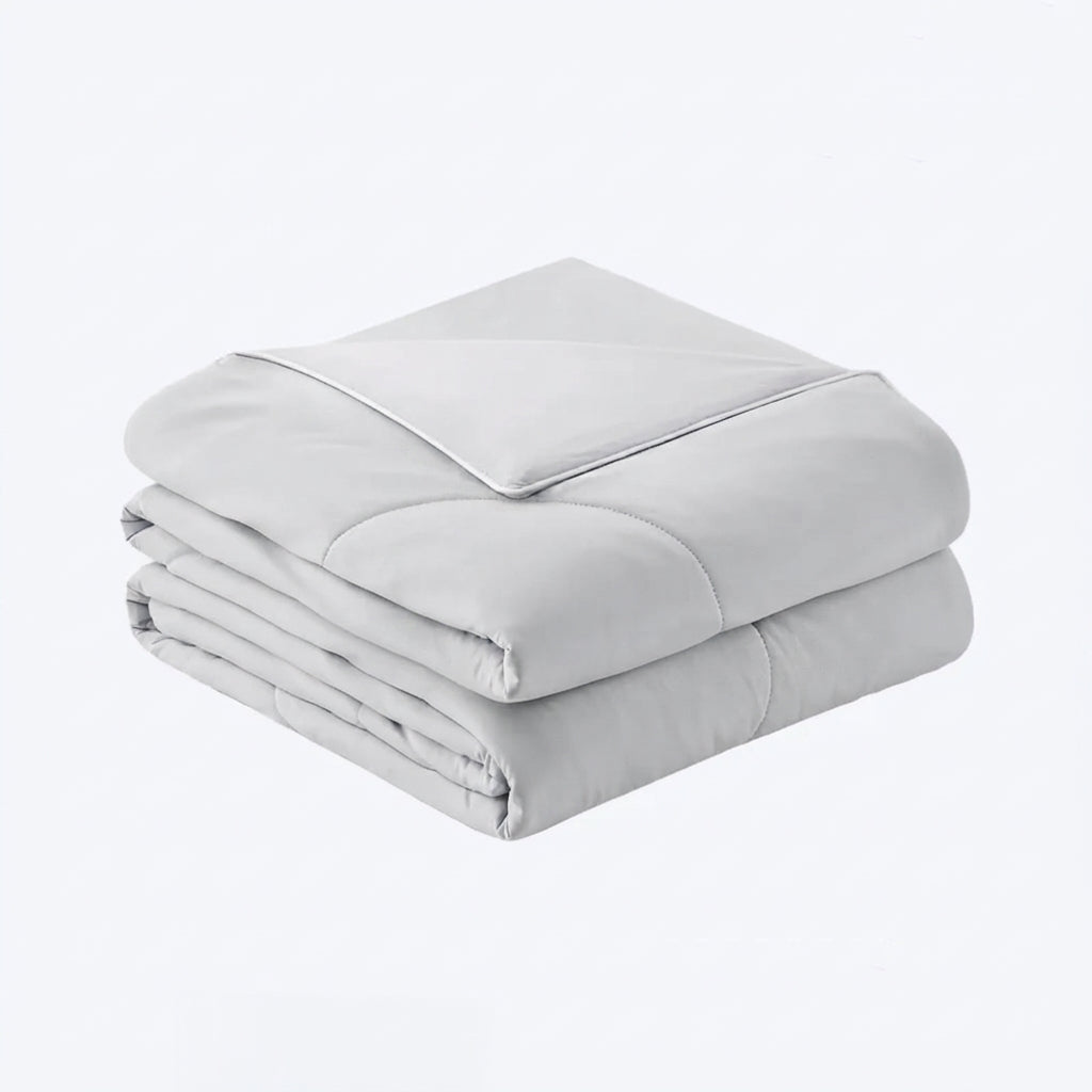 Luxory CloudVeil Comforter