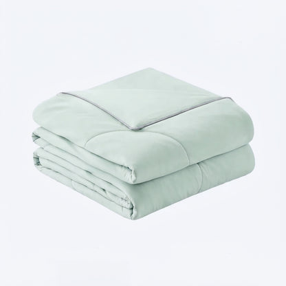 Luxory CloudVeil Comforter