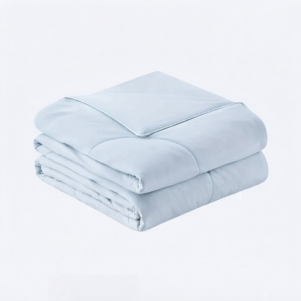 Luxory CloudVeil Comforter